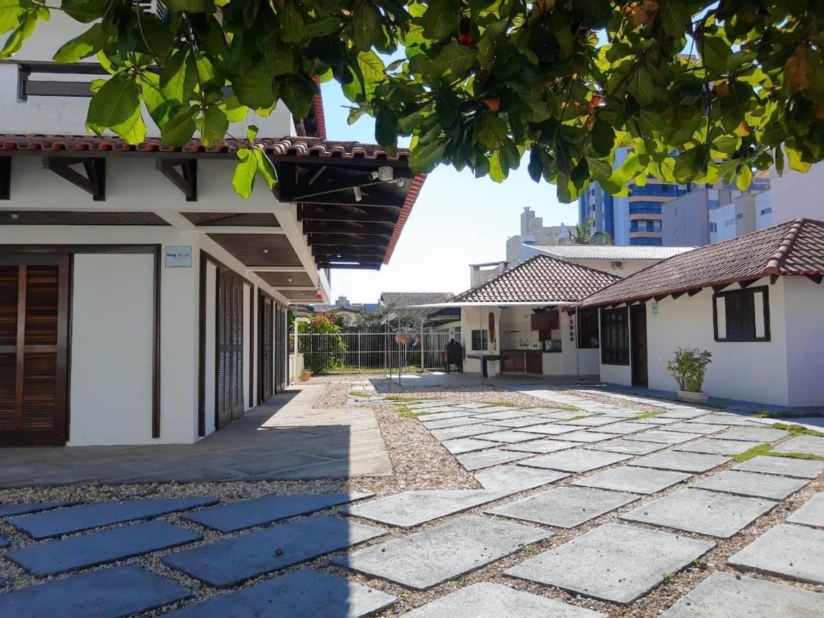 Mansao Das Orquideas Piçarras Esterno foto